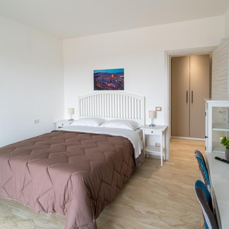 Nni Mia - Camera Matrimoniale Deluxe (2 Adulti + 1 Bambino) - 2
