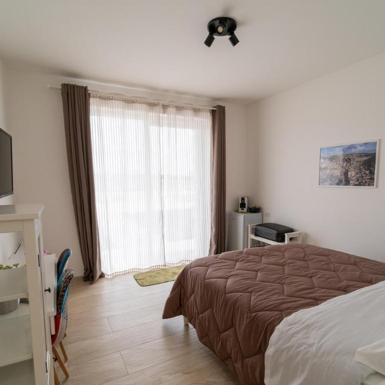Nni Mia - Camera Matrimoniale Deluxe (2 Adulti + 1 Bambino) - 4