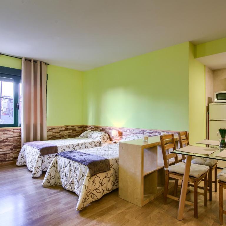 Apartamentos Barajas - Superior Studio - 11