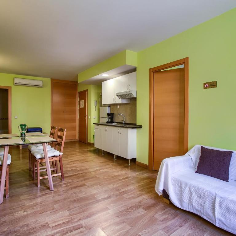 Apartamentos Barajas - Superior Studio - 19