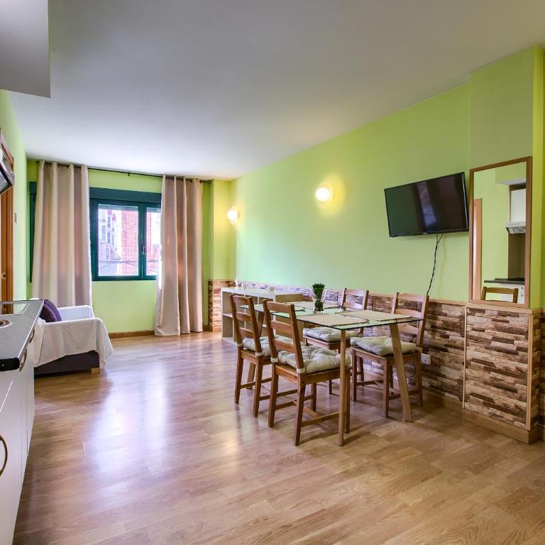 Apartamentos Barajas - Superior Studio - 24