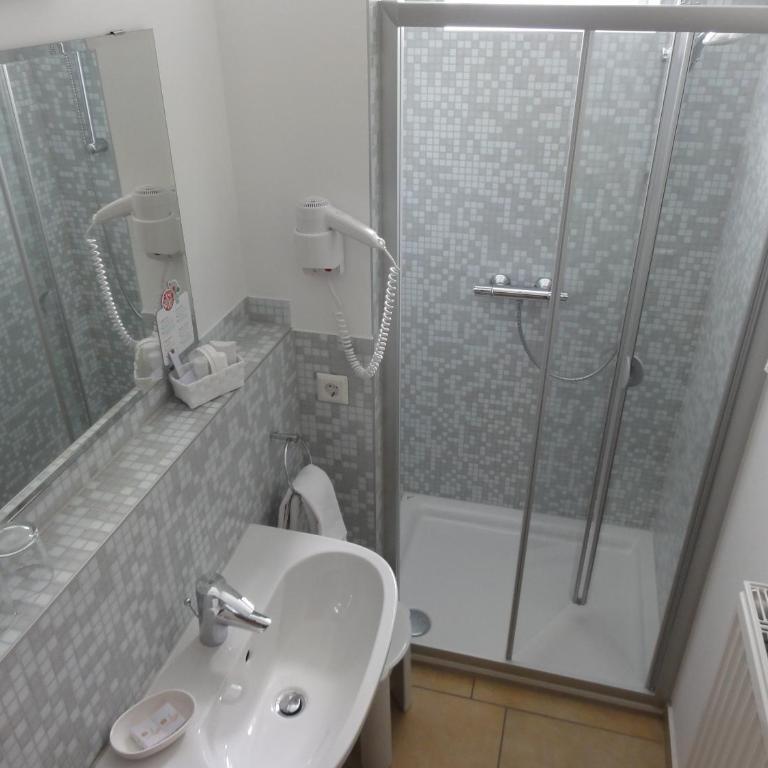 Wohlfühlpension Kristan - Doppelzimmer mit Balkon oder Terrasse - 4