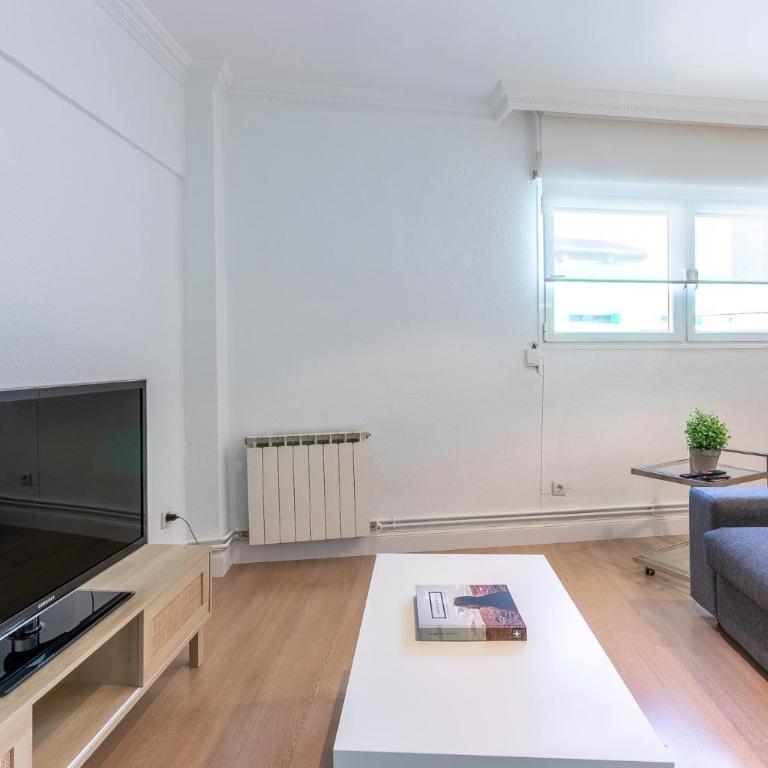Amplio y Cómodo en Basurto - One-Bedroom Apartment - 9
