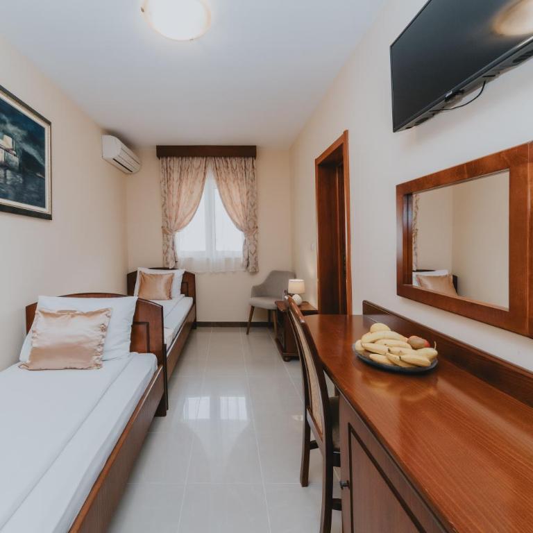 Apartmani Salus - Economy Twin Room - 4
