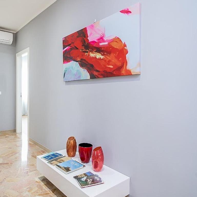 Elegant & Spacious - 30 min from Venice - King beds! - Three-Bedroom Apartment - 18