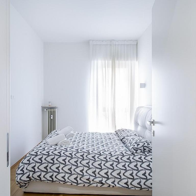 Elegant & Spacious - 30 min from Venice - King beds! - Three-Bedroom Apartment - 26
