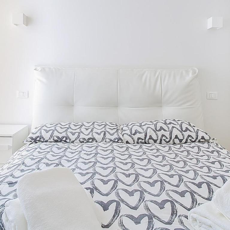 Elegant & Spacious - 30 min from Venice - King beds! - Three-Bedroom Apartment - 29