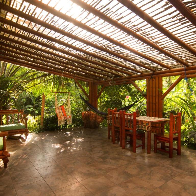 ITCHIMBIA GARDEN AYAMPE Montaña y Mar - Two-Bedroom House - 4