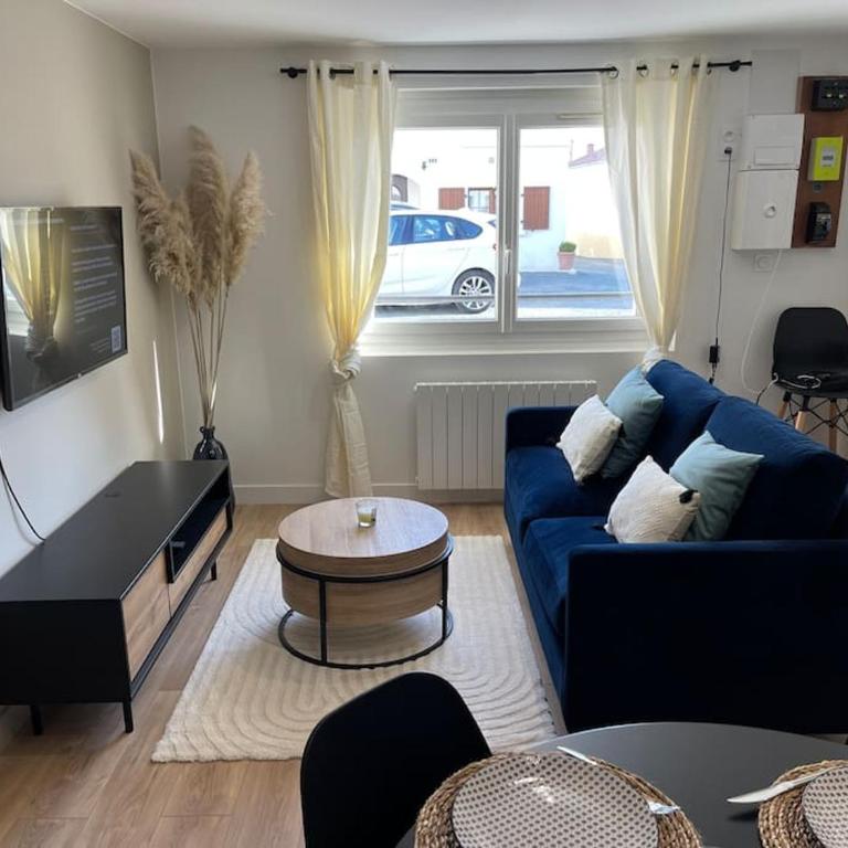 Le p tit Rétais proche marché central et gare SNCF- wifi haut débit - - Apartamento de 1 dormitorio - 2
