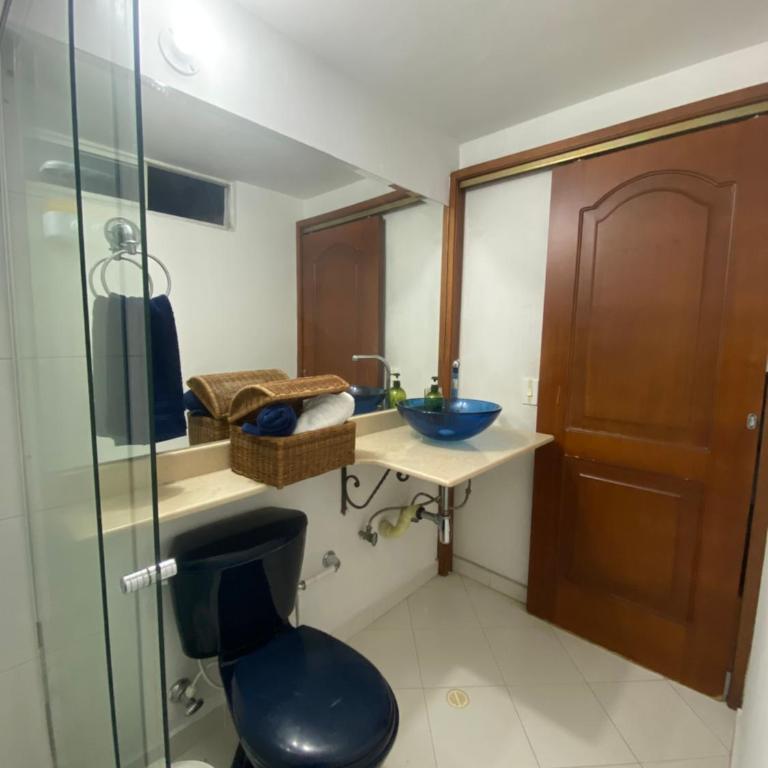 Casa Blanca estadio - Habitación Doble con baño privado - 2 camas - 3