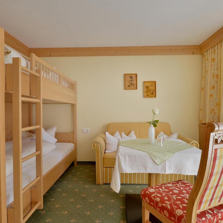 Hotel Ländenhof Superior - Familienzimmer mit Dusche - 5