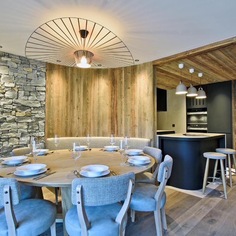 Appartement skis aux pieds, cheminée, conciergerie 5* - FR-1-613-37 - Apartamento (8 adultos) - 10