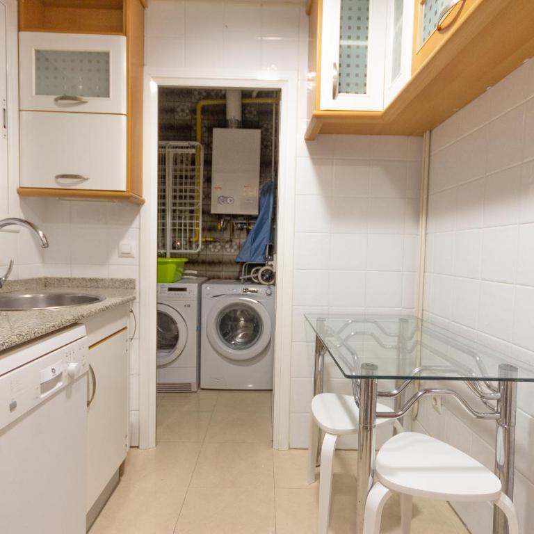 INNOUTHOME Apartamento Eixample Barcelona - Three-Bedroom Apartment - 20