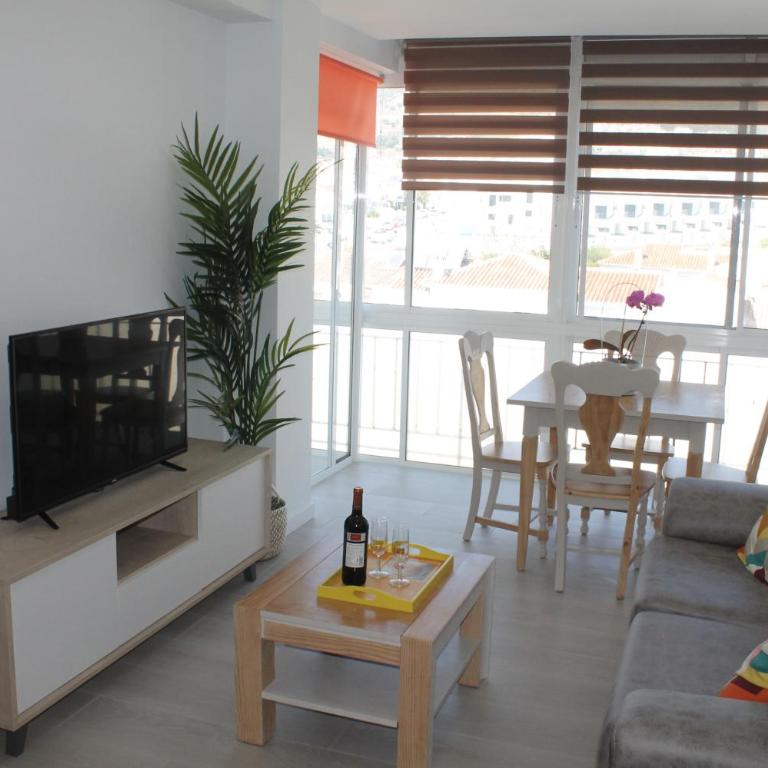 Luminoso y reformado apartamento en Nerja - Apartamento de 2 dormitorios - 9
