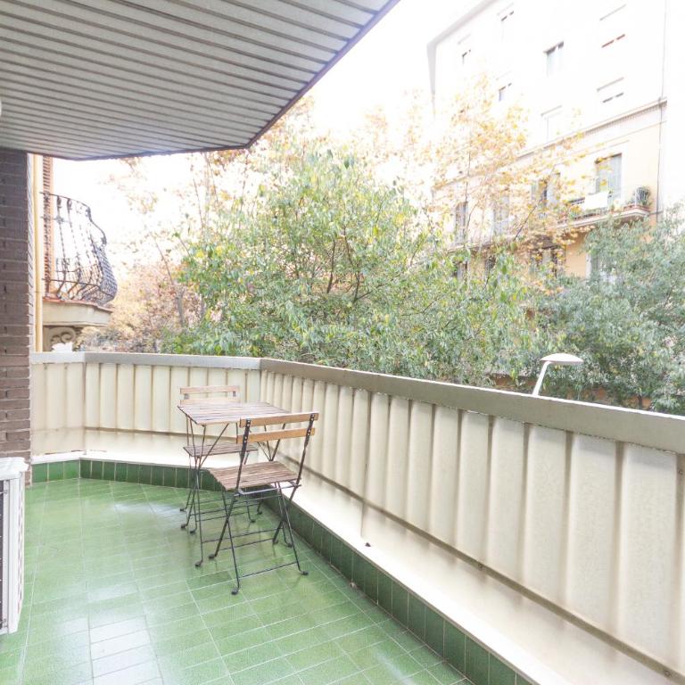 INNOUTHOME Apartamento Eixample Barcelona - Three-Bedroom Apartment - 19