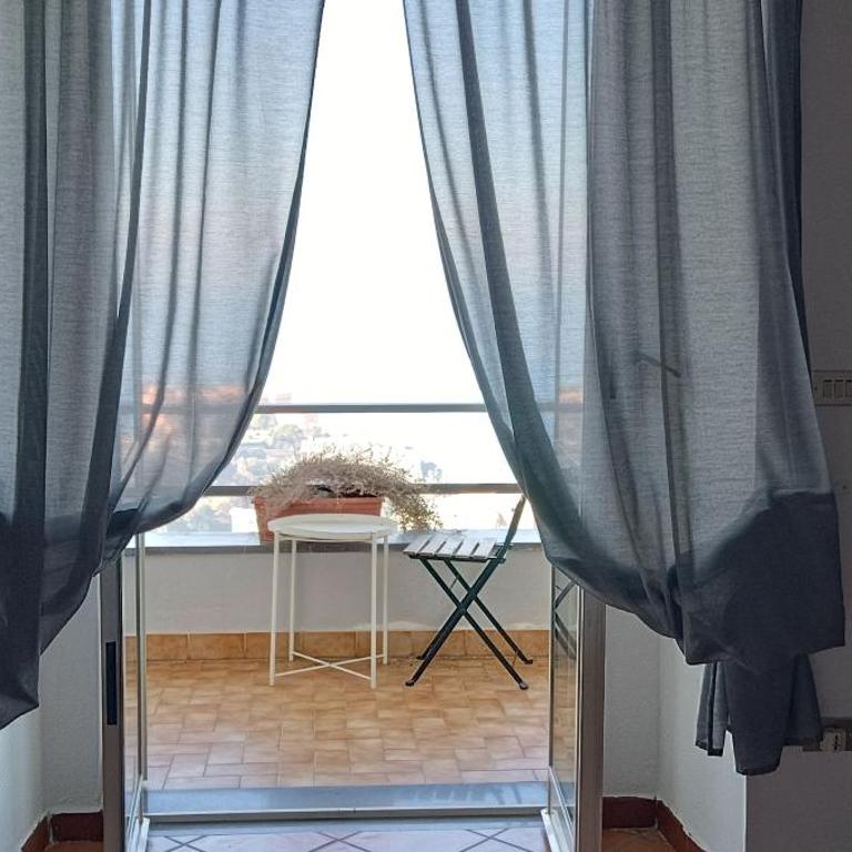 Corte Degli Ulivi Resort - Ampia Camera Matrimoniale con Balcone e Vista Mare - 5