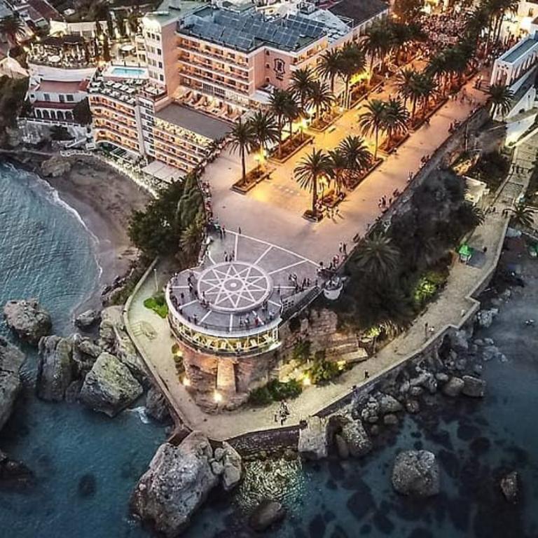 Luminoso y reformado apartamento en Nerja - Apartamento de 2 dormitorios - 19