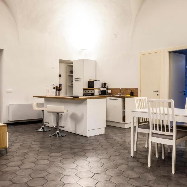 Affittacamere Archivolto del Teatro - Habitación Superior con cama extragrande - 1