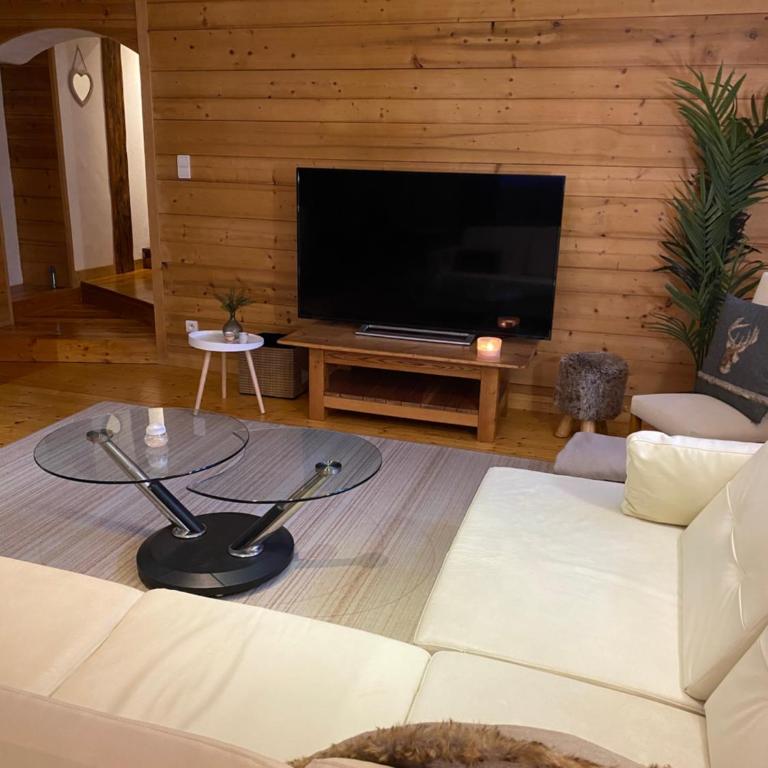 2-Bedroom Chamonix Apartment - Mont Blanc Views, Near Flagere Ski Lift - Appartement 2 Chambres - 2