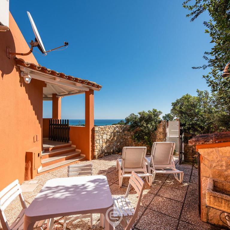 House Marisa - Terrace with Sea View - One-Bedroom House - 17