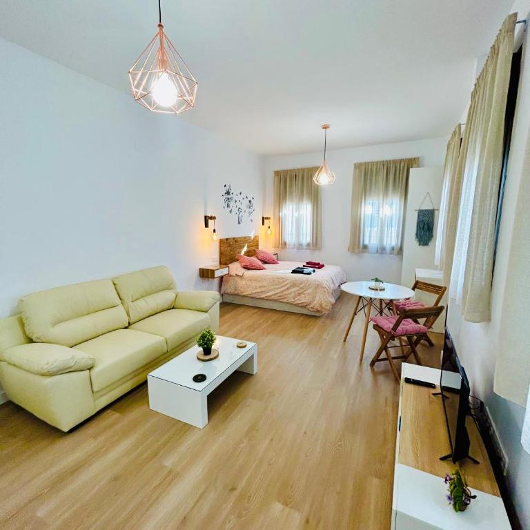 Coqueto apartamento céntrico con piscina - One-Bedroom Apartment - 2