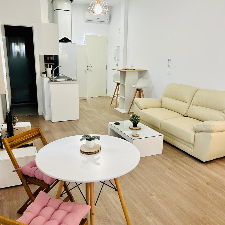 Coqueto apartamento céntrico con piscina - One-Bedroom Apartment - 24