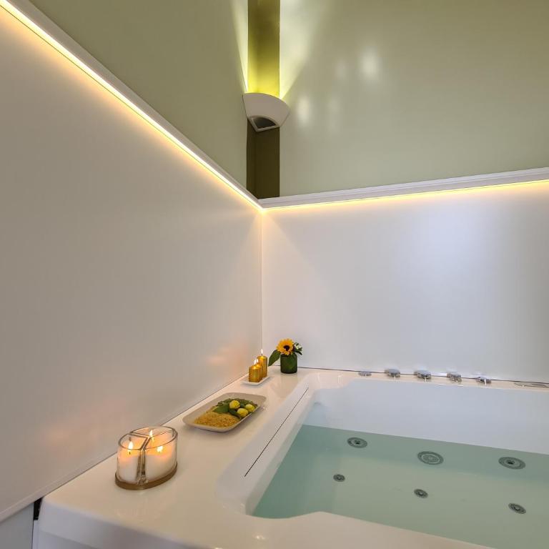 Toscano Palace Luxury Rooms Catania - Queen Room with Spa Bath - 23