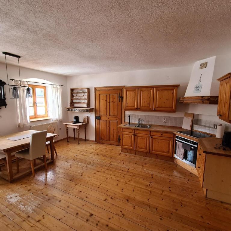 Pulvererhof - Apartment mit 2 Schlafzimmern und Badezimmer - 50