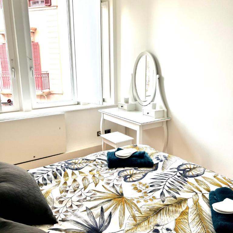 HYPER CENTRE - Colmar Cathédrale - PARKING Gratuit - Apartamento de 1 dormitorio - 13
