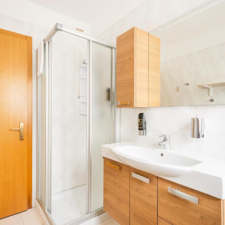 CROSINA HOLIDAY - Casa Lucia - One-Bedroom Apartment - 13