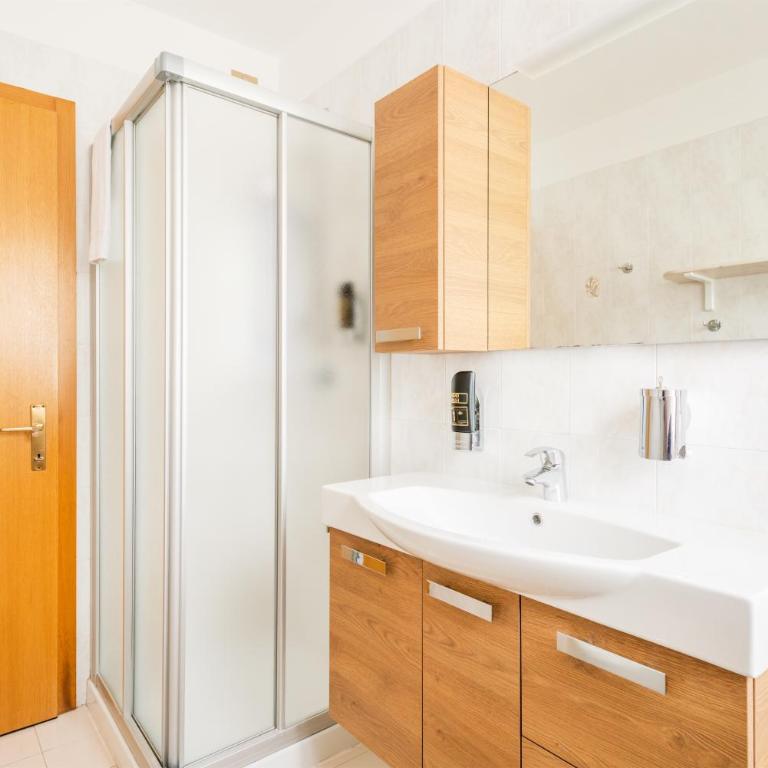CROSINA HOLIDAY - Casa Lucia - One-Bedroom Apartment - 16