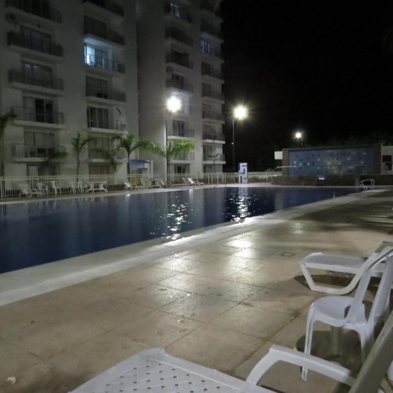 Espectacular y cómodo Apartamento en Girardot WiFi - Two-Bedroom Apartment - 31