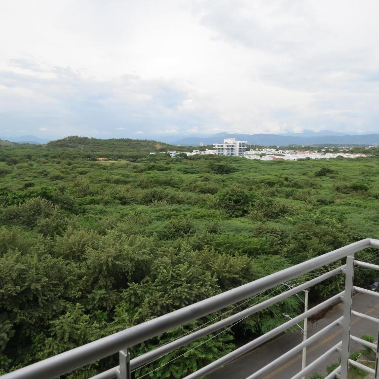 Espectacular y cómodo Apartamento en Girardot WiFi - Two-Bedroom Apartment - 23