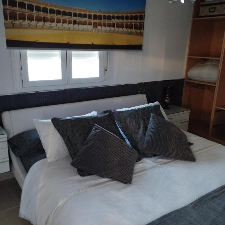 ÁTICO RILQUE, Apartamentos Independientes con Jacuzzi Privado y Terraza en Ronda - Apartamento Deluxe - 63
