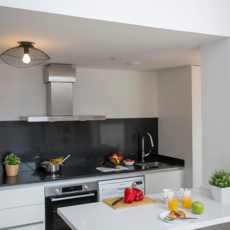 SingularStays Arena - Loft - 5
