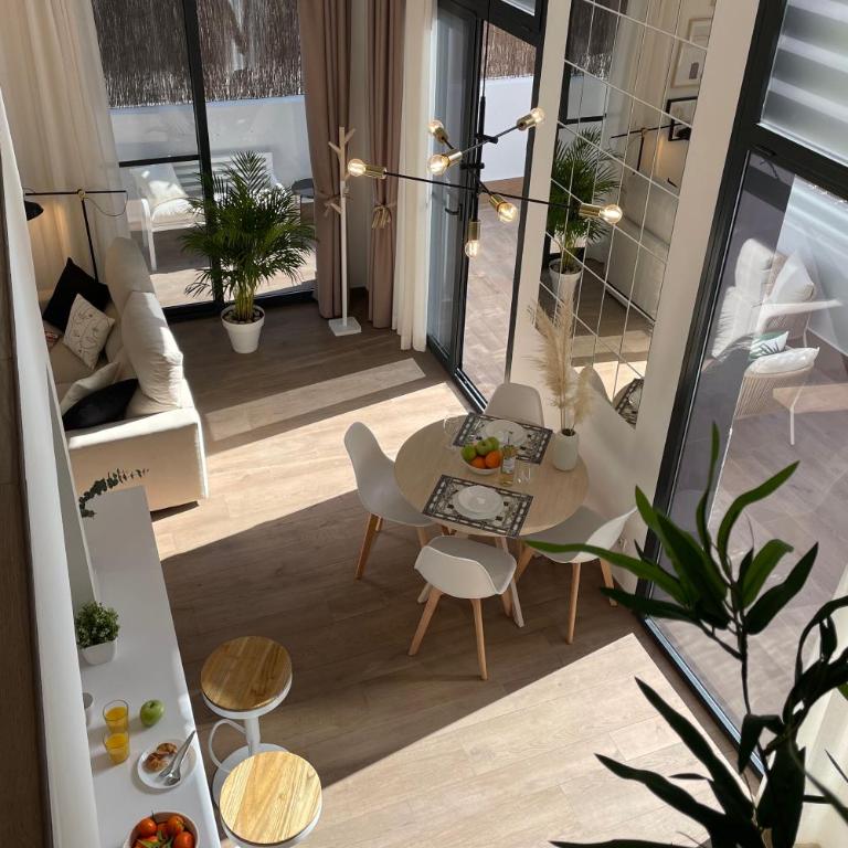 SingularStays Arena - Loft - 24