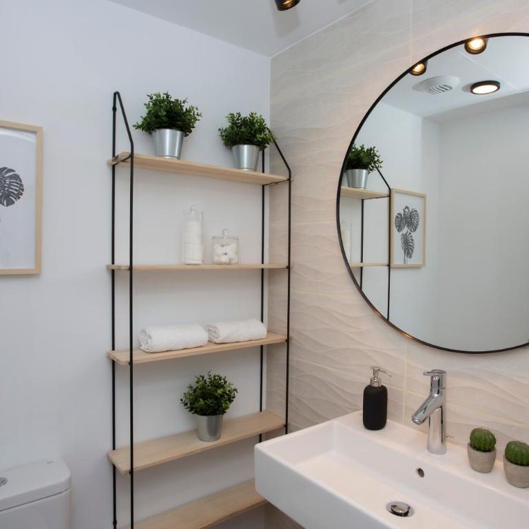 SingularStays Arena - Loft - 52