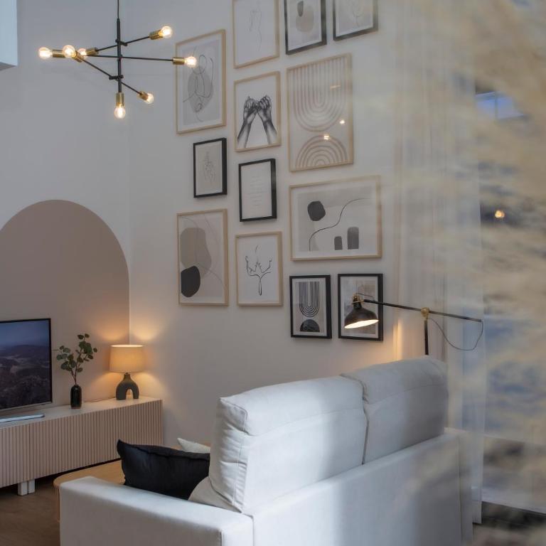 SingularStays Arena - Loft - 54