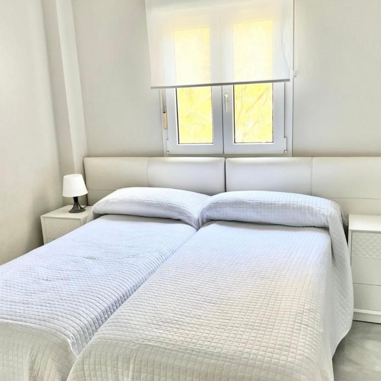 MI CAPRICHO BEACHFRONT- P300 - Apartment with sea view - Apartamento de 2 dormitorios - 38