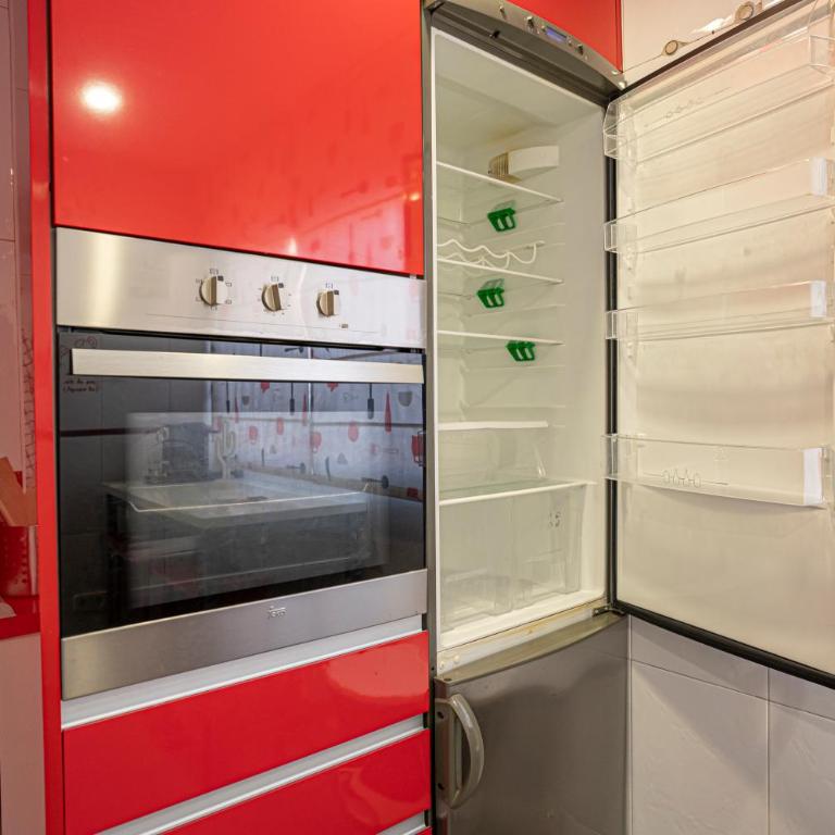 Bonito, Práctico y muy bien comunicado - Two-Bedroom Apartment - 29