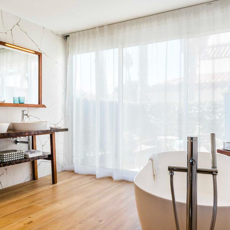 Relais et Châteaux Thalasso & Spa Ile de la Lagune - Suite Newport avec Accès Bien-Être - 3