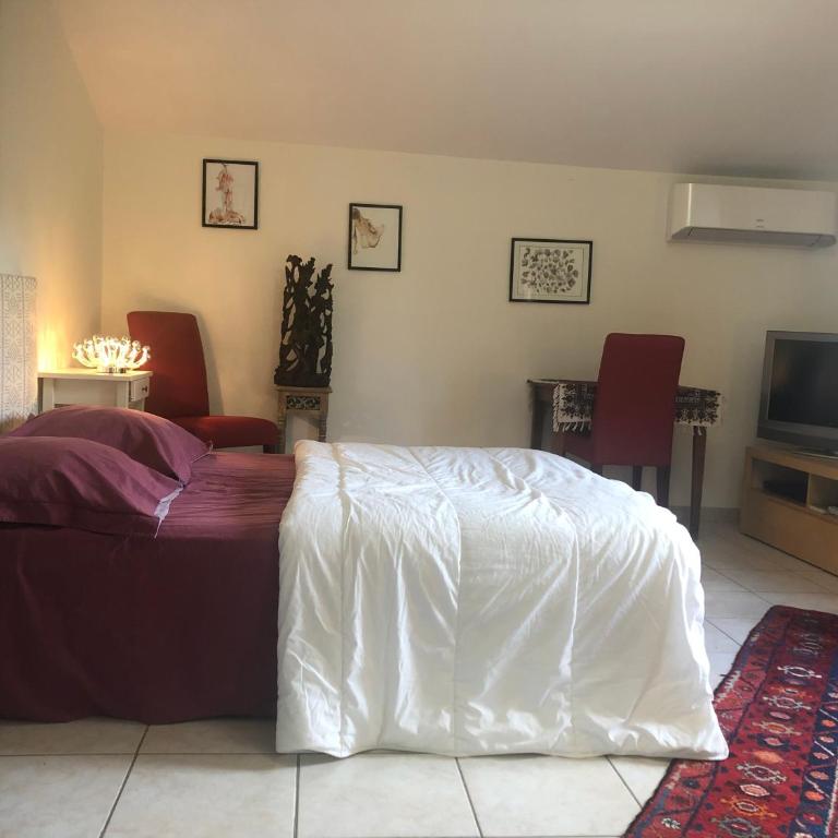 Les Dames Noires - Chambre Double avec Salle de Bains Privative - 6