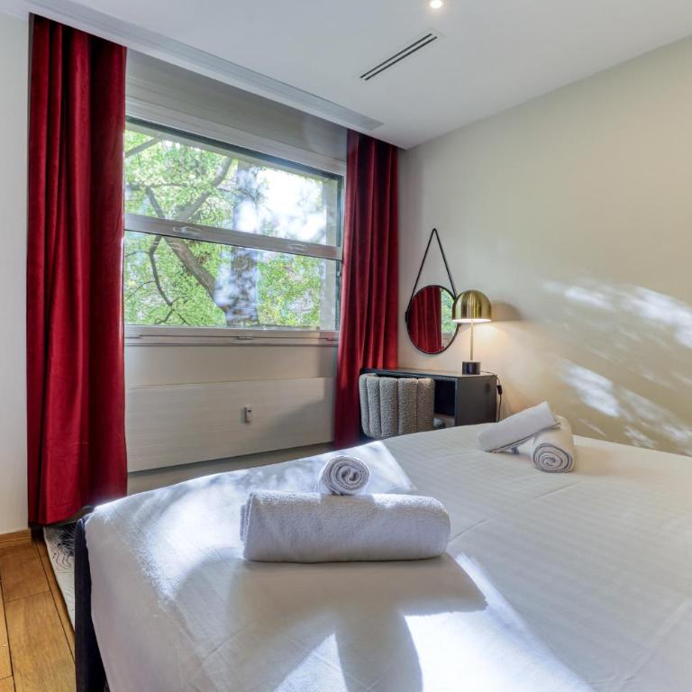 Montaigne Executive Suite - Deluxe Apartment - 22