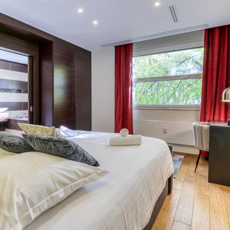 Montaigne Executive Suite - Deluxe Apartment - 4