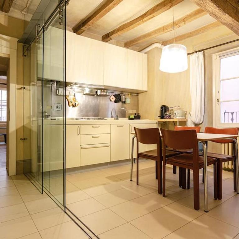 Casa Diamanti - Two-Bedroom Apartment - 2