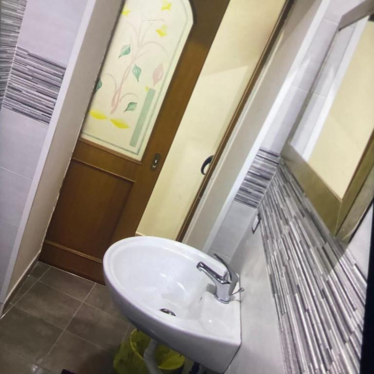 Casa Mari' centro storico vicino hotel Caracciolo - Appartamento con 1 Camera da Letto - 10