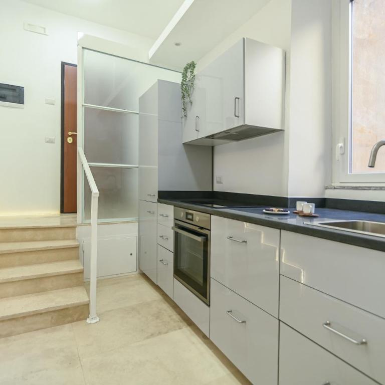 Suite 109 - Suite - 6