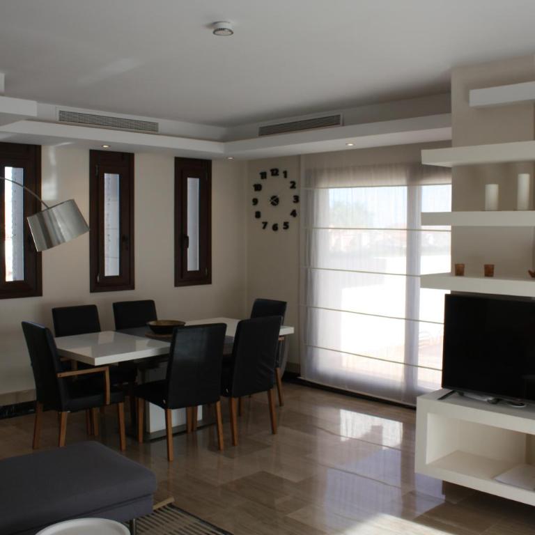 Bahía Boutique Apartments - Ático Dúplex con 2 dormitorios y piscina privada - 21