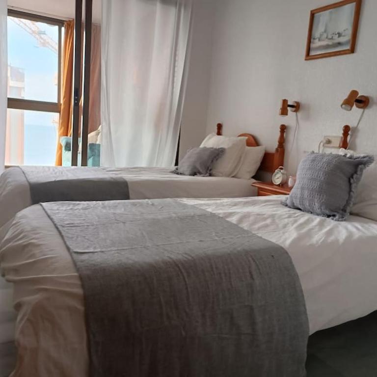 Apto con piscina y vistas al mar - One-Bedroom Apartment - 12