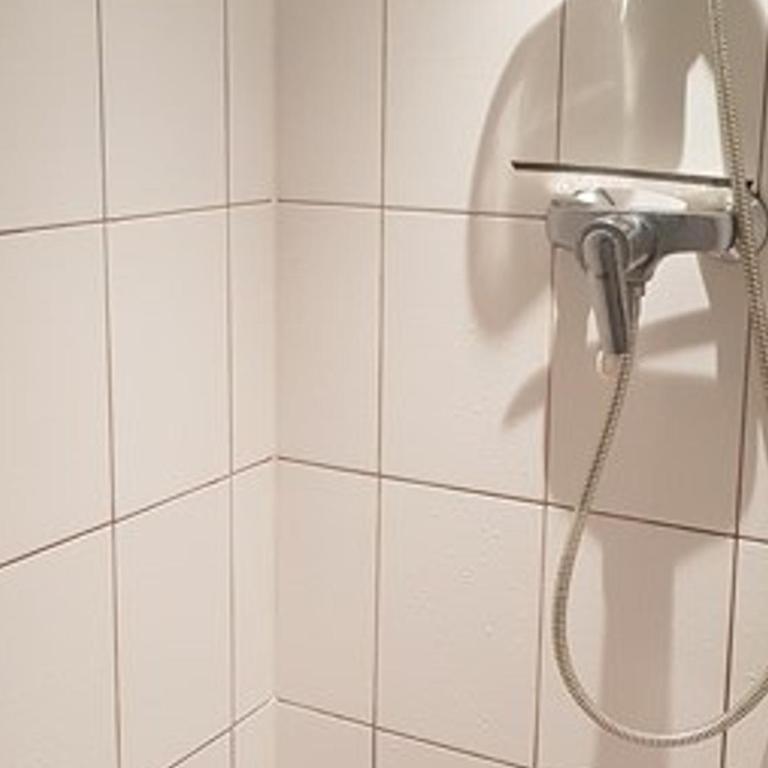 Studio cabine climatisé avec terrasse, parking, animaux admis - FR-1-100-184 - Studio - 12